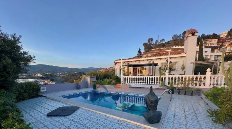 Malaga - Rincón de la Victoria - 1019m2