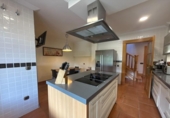 Chalet independiente con terreno en venta en la España, Bárcena de Cicero, ref: TR411672 foto