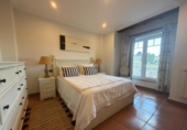 Chalet independiente con terreno en venta en la España, Bárcena de Cicero, ref: TR411672 foto
