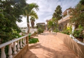 Chalet independiente con terreno en venta en la España, Candelaria, ref: TR389263 foto