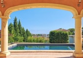 Chalet independiente con terreno en venta en la España, Dénia, ref: TR388766 foto