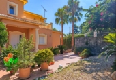 Chalet independiente con terreno en venta en la España, Dénia, ref: TR388766 foto