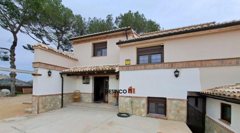 Валенсия - Xàtiva - 56250m2