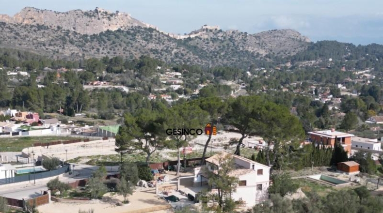 Валенсия - Xàtiva - 56250m2