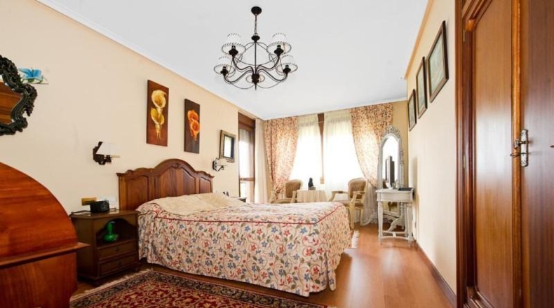 Cantabria - Ларедо - 2731m2