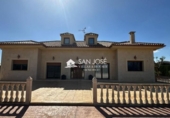 Chalet independiente con terreno en venta en la España, Aspe, ref: TR398835 foto