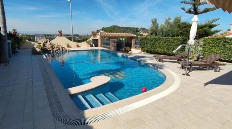 Valencia - Кульера - 740m2