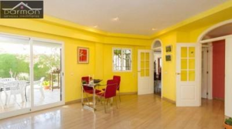 Валенсия - Gandía - 830m2
