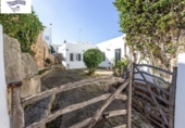 Chalet independiente con terreno en venta en la España, Ciutadella de Menorca, ref: TR142608 foto