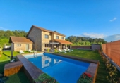 Detached villa with land for sale on España, Miñovedro, ref: TR279972 photo