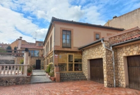 Torrecaballeros 1250&nbsp;m²