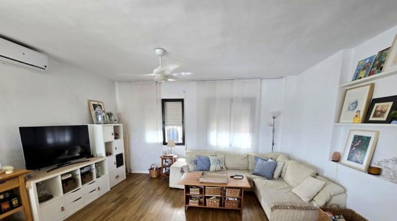 Malaga - Алаурин-де-ла-Торре - 1100m2