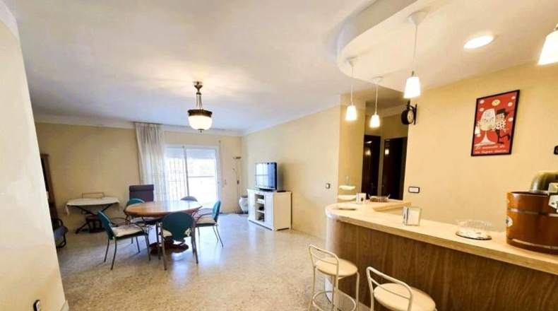 Malaga - Алаурин-де-ла-Торре - 1100m2