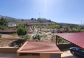Chalet independiente con terreno en venta en la España, Adeje, ref: TR149454 foto