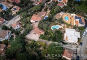 Chalet independiente con terreno en venta en la España, Lloret de Mar, ref: TR374017 foto