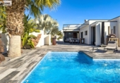 Chalet independiente con terreno en venta en la España, Calpe, ref: TR377550 foto