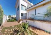 Chalet independiente con terreno en venta en la España, Godelleta, ref: TR400196 foto