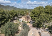 Chalet independiente con terreno en venta en la España, Felanitx, ref: TR329659 foto