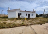 Chalet independiente con terreno en venta en la España, Ciutadella de Menorca, ref: TR160141 foto