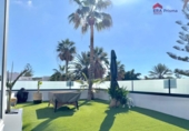 Chalet independiente con terreno en venta en la España, Arona, ref: TR384022 foto