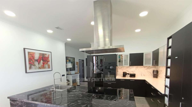 Las Palmas - Costa Teguise - 1200m2