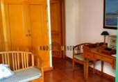 Отдельно стоящий дом с участком на продажу в городе Ciutadella de Menorca Фото