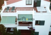 Отдельно стоящий дом с участком на продажу в городе Ciutadella de Menorca Фото
