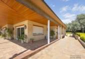 Chalet independiente con terreno en venta en la España, Cornellà del Terri, ref: TR355079 foto