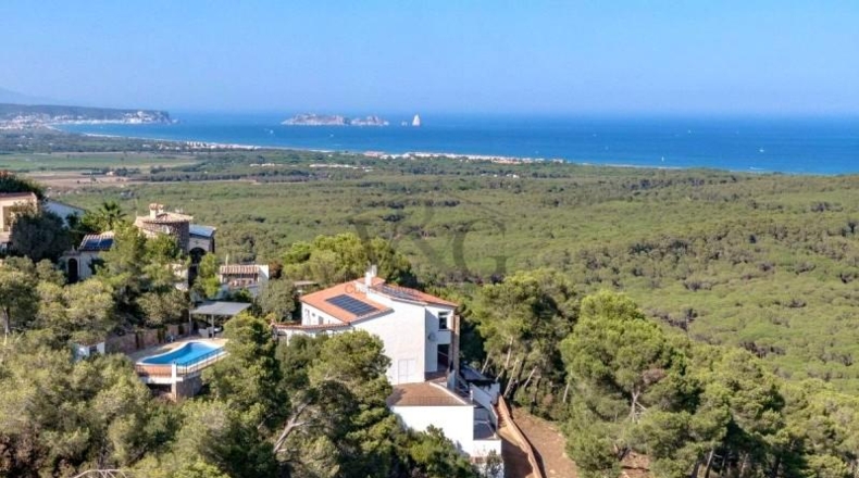 Gerona - Pals - 1245m2