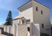 Chalet independiente con terreno en venta en la España, Adeje, ref: TR145855 foto