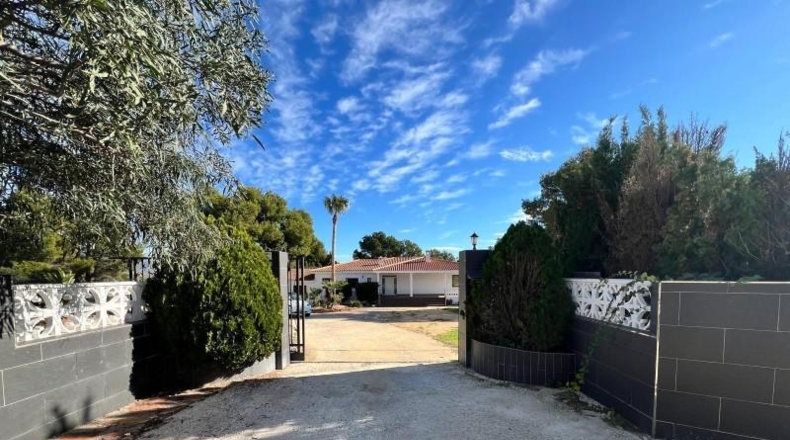 Alicante - La Nucía - 3000m2