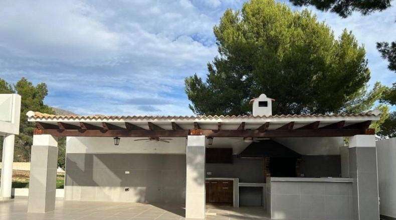 Alicante - La Nucía - 3000m2