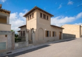 Chalet independiente con terreno en venta en la España, Inca, ref: TR388384 foto