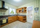Chalet independiente con terreno en venta en la España, Inca, ref: TR388384 foto