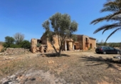 Detached villa with land for sale on España, Llucmajor, ref: TR240567 photo