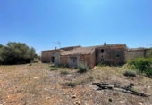 Detached villa with land for sale on España, Llucmajor, ref: TR240567 photo