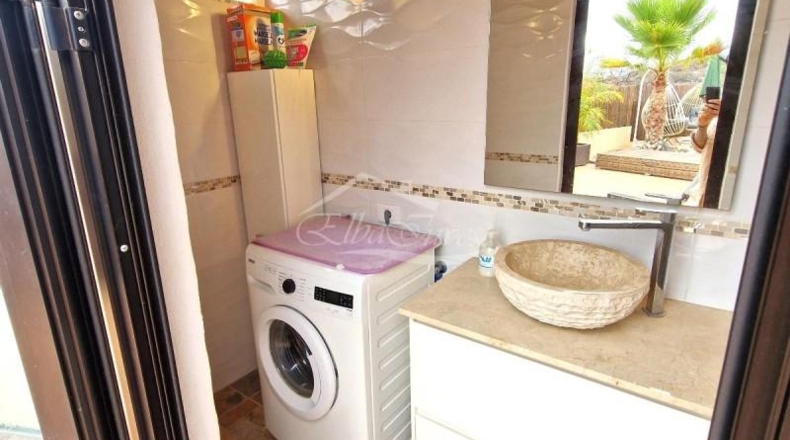 Santa Cruz de Tenerife - Puerto de la Cruz - 6500m2