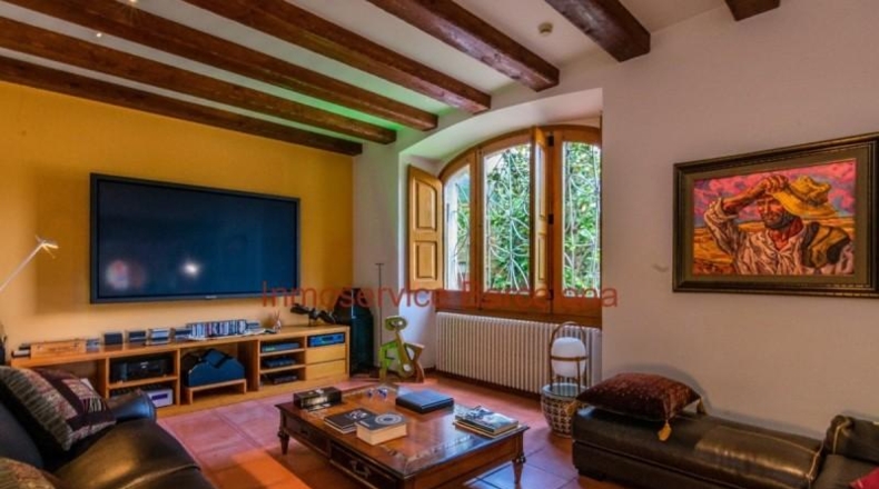 Barcelona - Barcelona - 8000m2