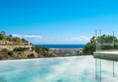 Chalet independiente con terreno en venta en la España, Benahavís, ref: TR161088 foto