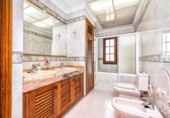 Chalet independiente con terreno en venta en la España, Las Palmas de Gran Canaria, ref: TR146676 foto