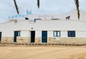 Chalet independiente con terreno en venta en la España, Teguise, ref: TR148816 foto