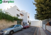 Chalet independiente con terreno en venta en la España, Granada, ref: TR249445 foto