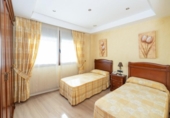 Chalet independiente con terreno en venta en la España, Granada, ref: TR265163 foto