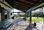 Chalet independiente con terreno en venta en la España, Irún, ref: TR399803 foto
