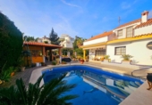 Chalet independiente con terreno en venta en la España, Arroyo de la Miel-Benalmádena Costa, ref: TR164194 foto