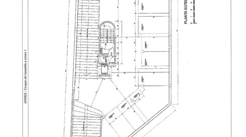 Барселона - Terrassa - 2000m2