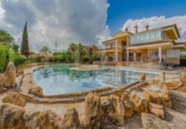 Chalet independiente con terreno en venta en la España, Manises, ref: TR363363 foto