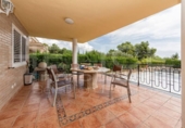 Chalet independiente con terreno en venta en la España, Manises, ref: TR363363 foto