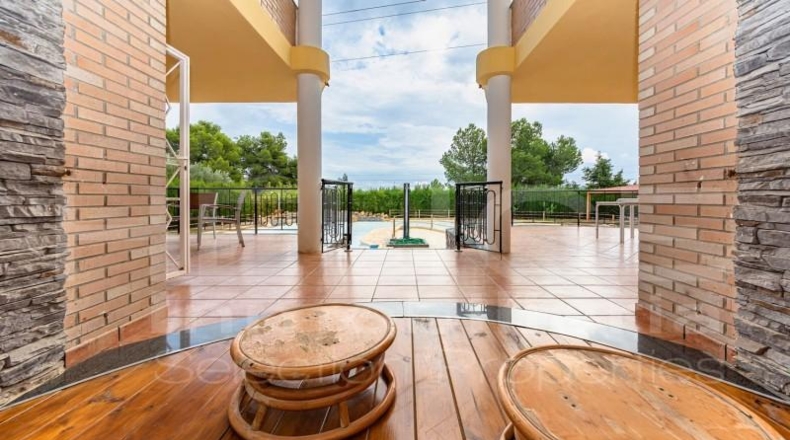 València - Manises - 1140m2