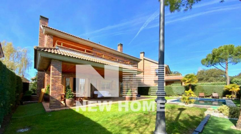 Comunidad de Madrid - Las Rozas de Madrid - 535m2